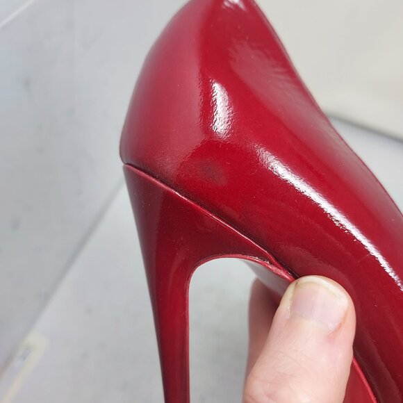 CHRISTIAN LOUBOUTIN So Kate Red Patent Leather Pump - Picture 6 of 12